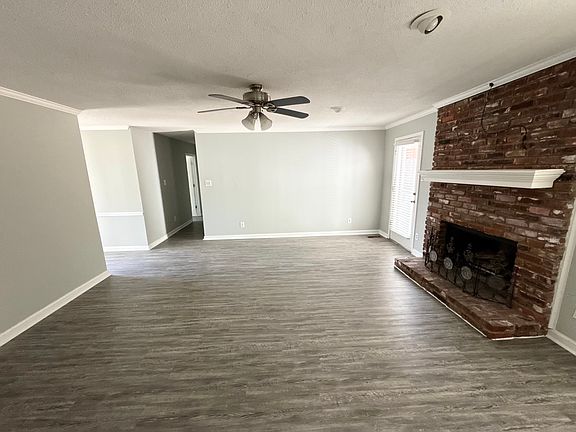 3rd image of 347 Dove Valley Rd