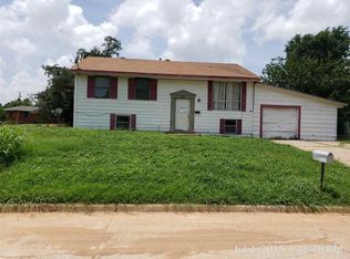 2402 NW 41st St, Lawton, OK 73505
