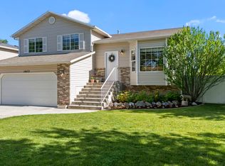1443 W 1820 S, Woods Cross, UT 84087