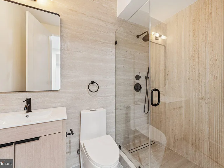 2507 I St NW — Photo 30