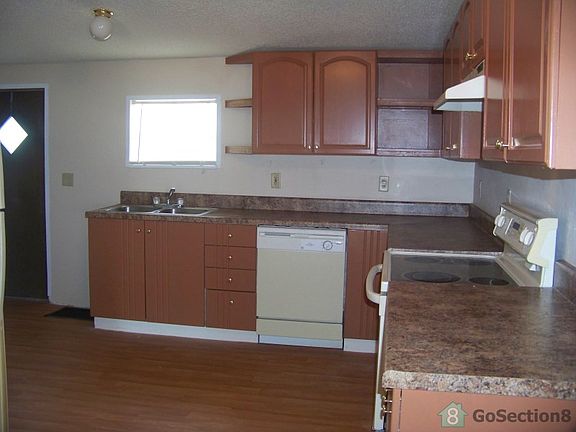 3rd image of 13830 Litewood Dr