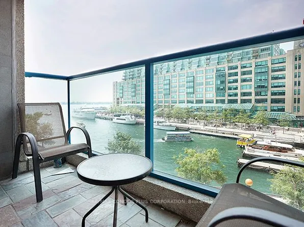 77 Harbour Sq Unit 509, Toronto, ON M5J 2S2