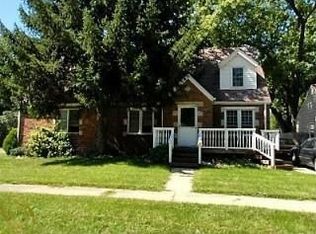 18603 Five Points St, Redford, MI 48240