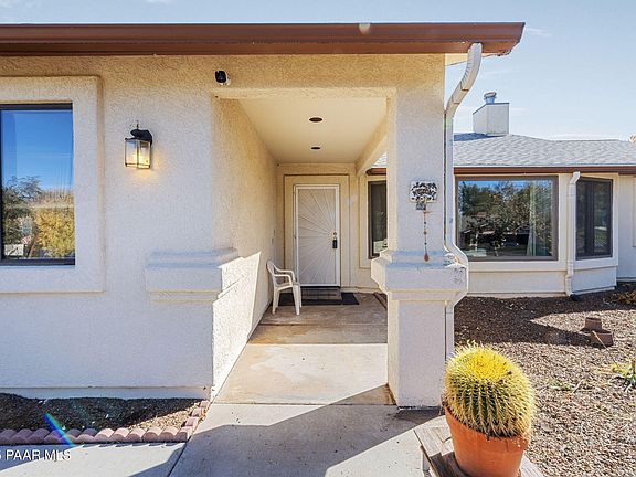 3rd image of 5143 N Desert Ln