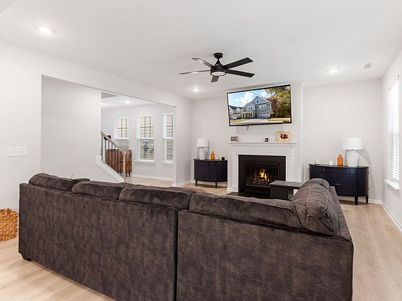 4th image of 2137 Curry Meadow Way