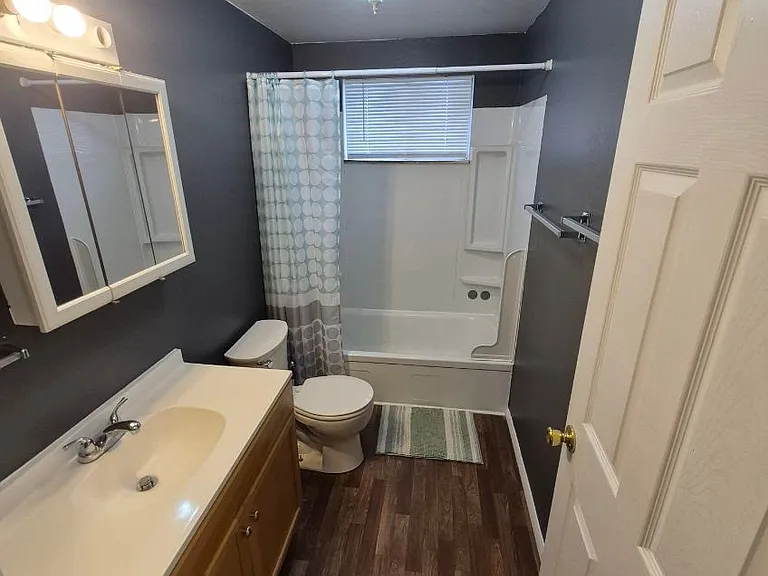 1820 Queenswood Dr #S — Photo 11