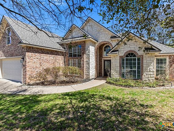 3rd image of 403 W Sage Brush Dr