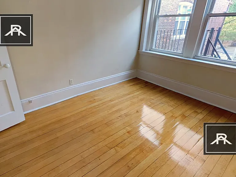 1822 Beacon St #7 — Photo 5