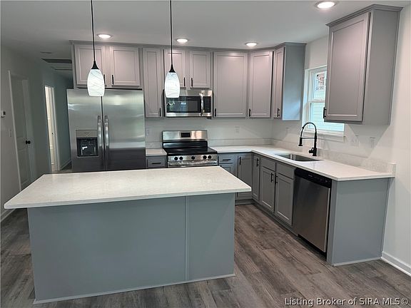 2nd image of 315 Myrtle Street