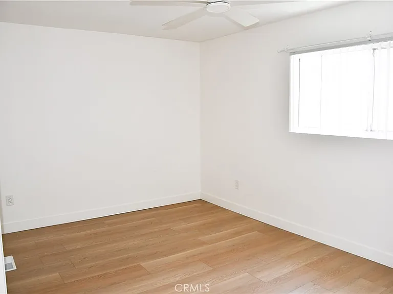 994 Valencia St #104 — Photo 31