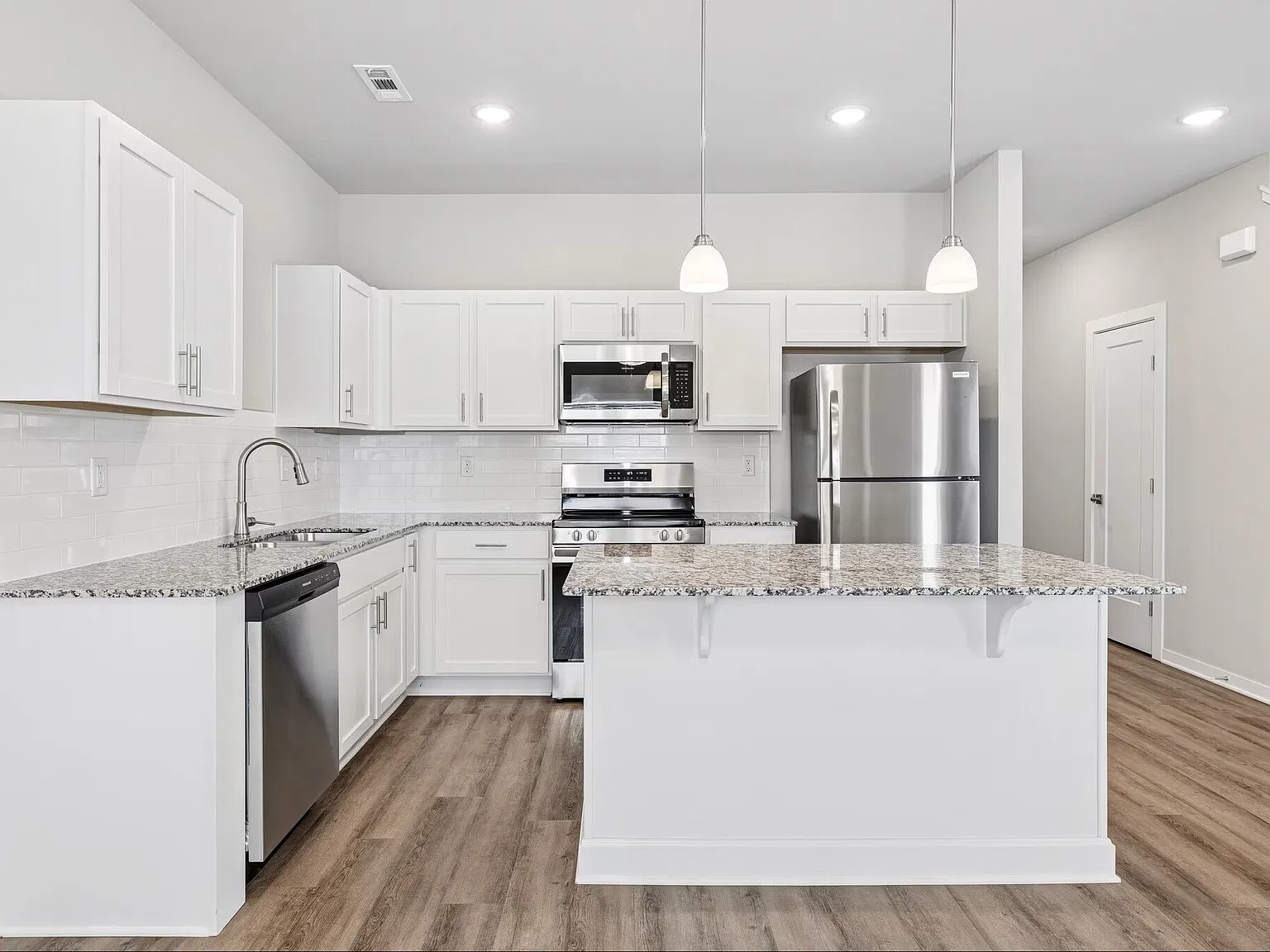 Diamond Park Townhomes — Photo 2