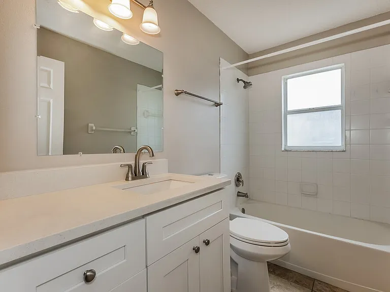 8749 Morrison Oaks Ct — Photo 17