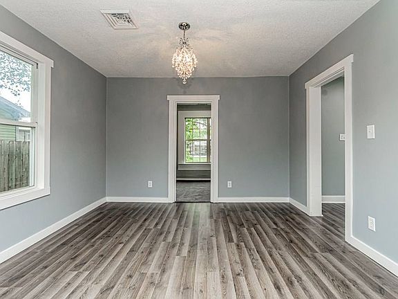 5th image of 1116 N 8th St