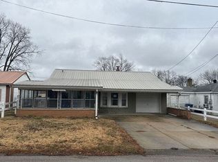 1812 16th St, Lawrenceville, IL 62439