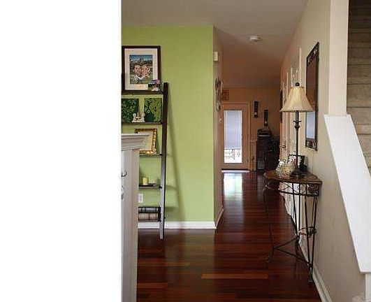 3rd image of 70 Louis James Ct