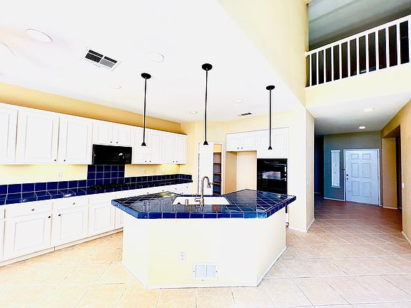 2nd image of 25221 Silverwood Ln