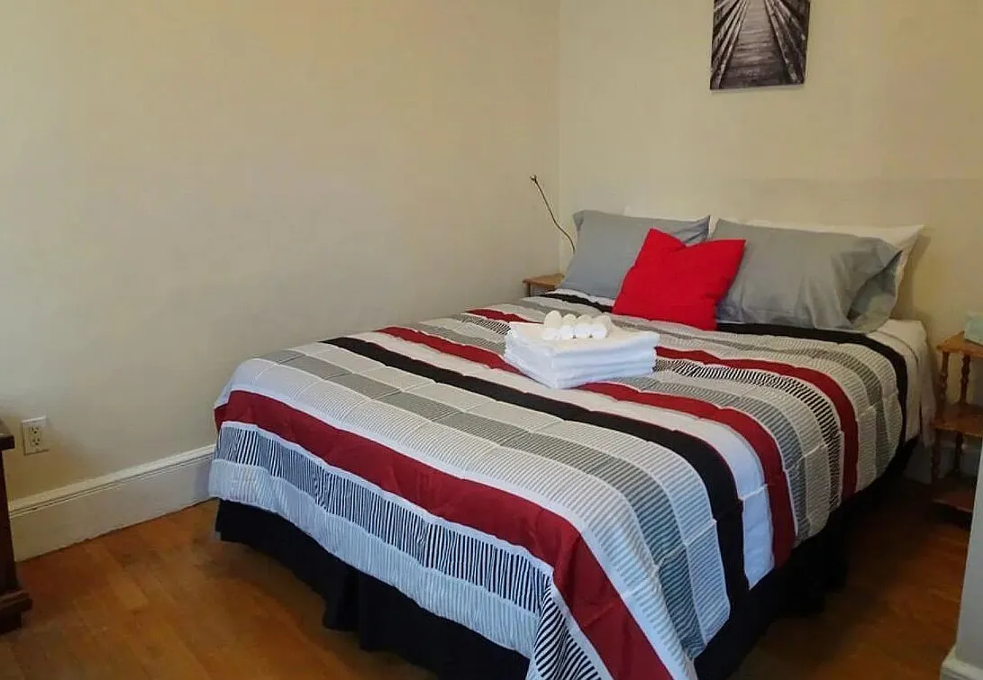 1 bed, 550 sqft, $2,600 — Photo 2
