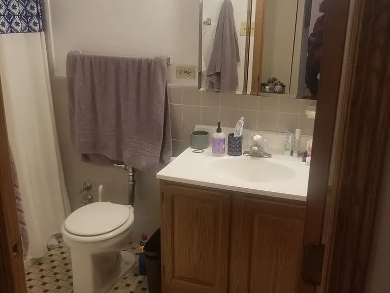 4180 Marine Terrace Apartments — Photo 76