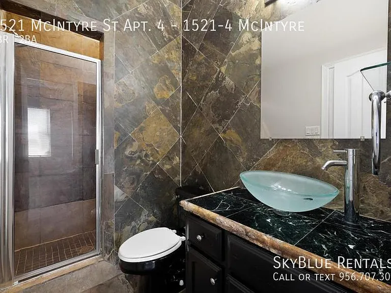 1521 W McIntyre St #4 — Photo 6