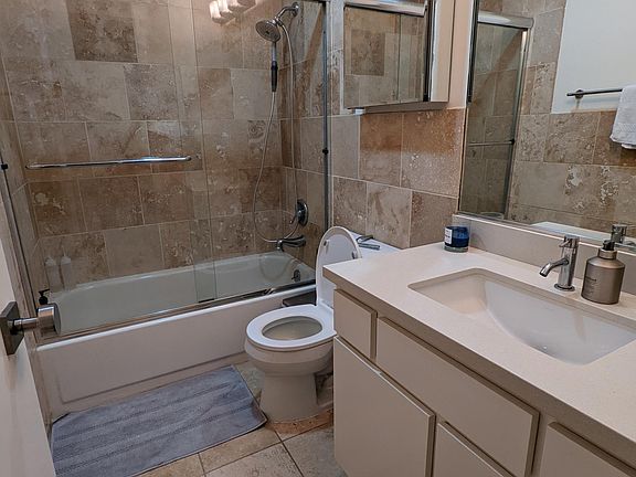 4th image of 1545 Broadway APT 201