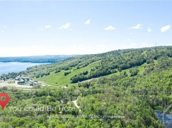 20 Crestview Dr, Greater Madawaska, ON K0J 1H0