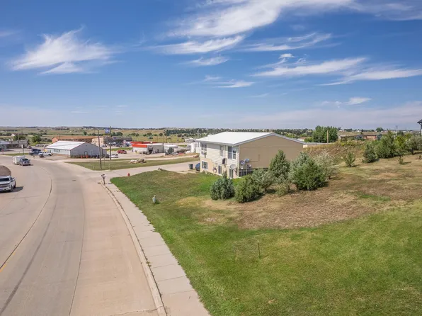 205 Ziebach St, Belle Fourche, SD 57717
