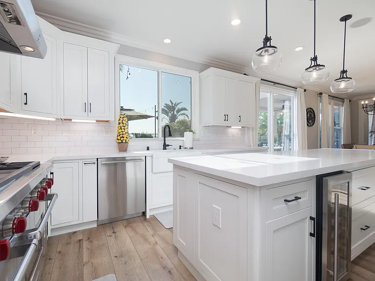 Hacienda Dr — Photo 17