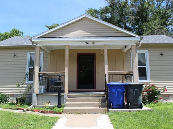 211 E Saint Louis St, Sedalia, MO 65301