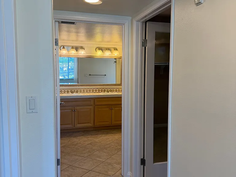 Tradewinds Dr — Photo 21