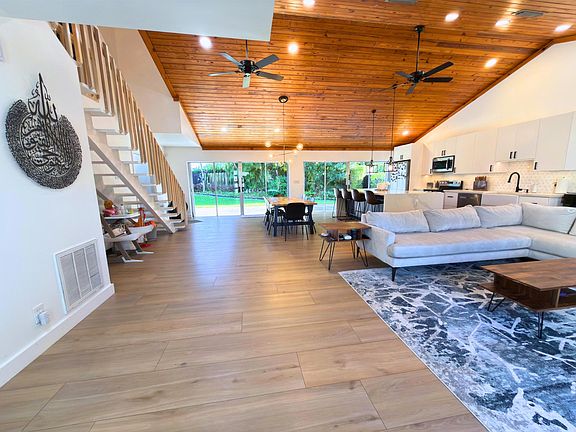 5th image of 6150 Amberwoods Drive
