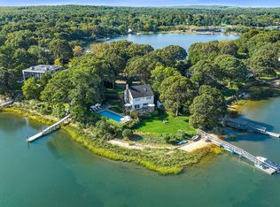 6 Bluff Point Rd, Sag Harbor, NY 11963