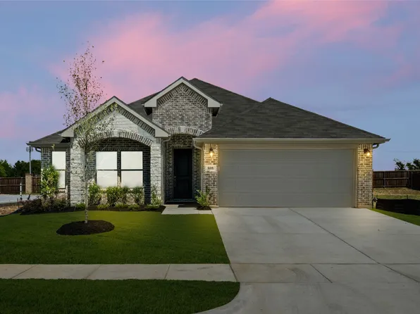 808 Misty Ln, Cleburne, TX 76033