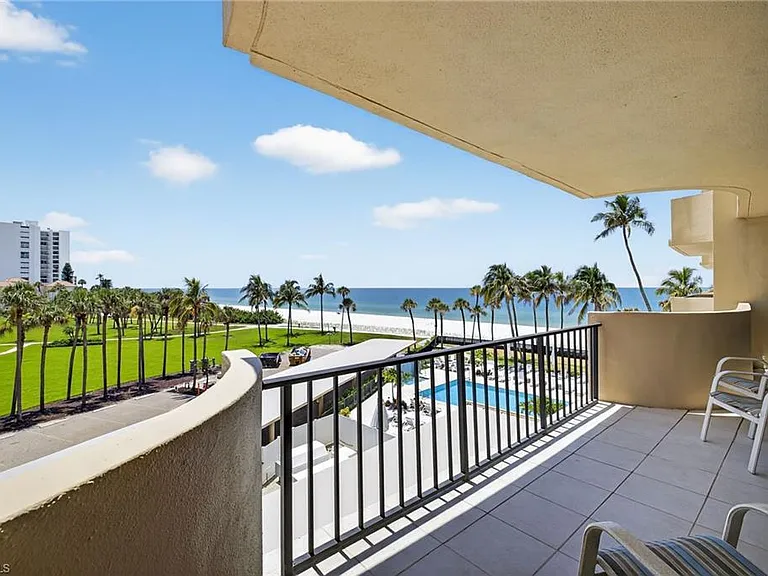 4001 Gulf Shore Blvd N #303 — Photo 1