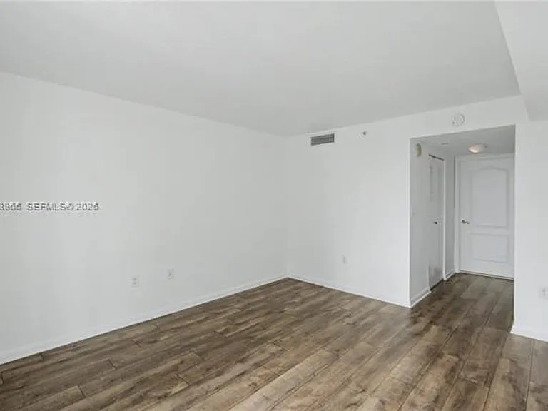 2101 Brickell Ave #CU-1611 — Photo 13