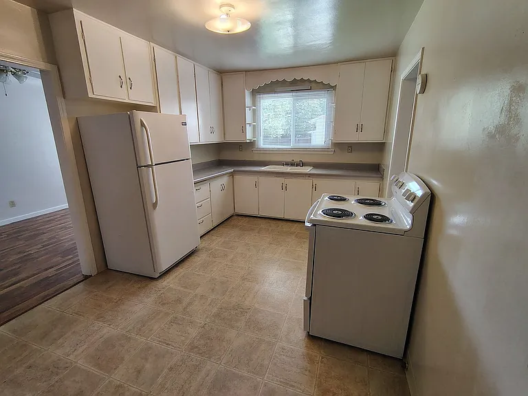 408 Fusco Ave — Photo 14