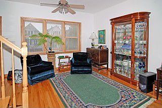 1st image of 4138 N Claremont Ave