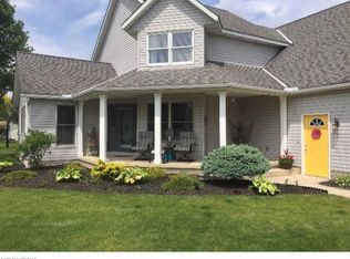 641 Meadow Ln, Wellington, OH 44090