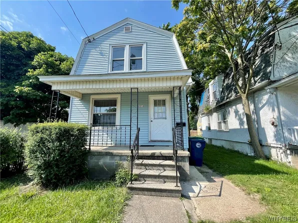 2218 Walnut Ave, Niagara Falls, NY 14301
