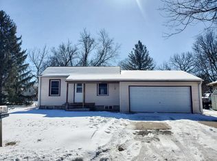 641 E Cravath St, Whitewater, WI 53190
