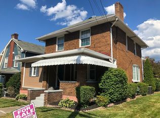 621 Ferree St, Coraopolis, PA 15108