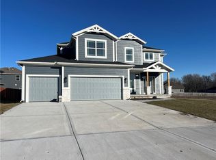 16965 S Brentwood St, Olathe, KS 66062