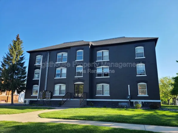 917 Pearl St APT 15, Saint Joseph, MI 49085