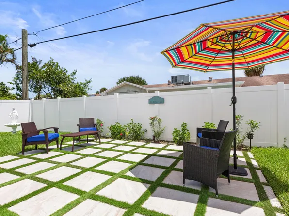 10044 Dasheen Ave, Palm Beach Gardens, FL 33410