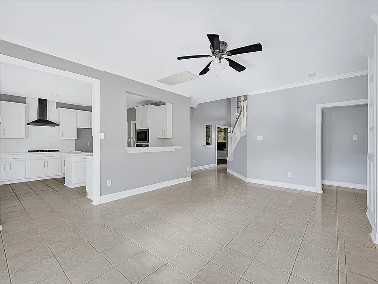 202 Cascade Pines Dr — Photo 10