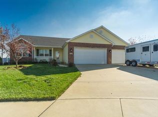 418 Turquoise Ct, Mascoutah, IL 62258