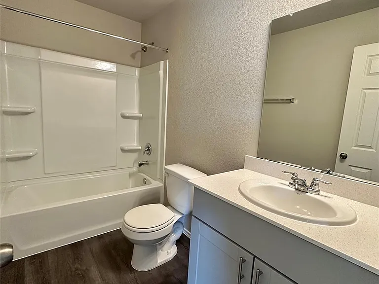4231 Tulip Oak Dr — Photo 18