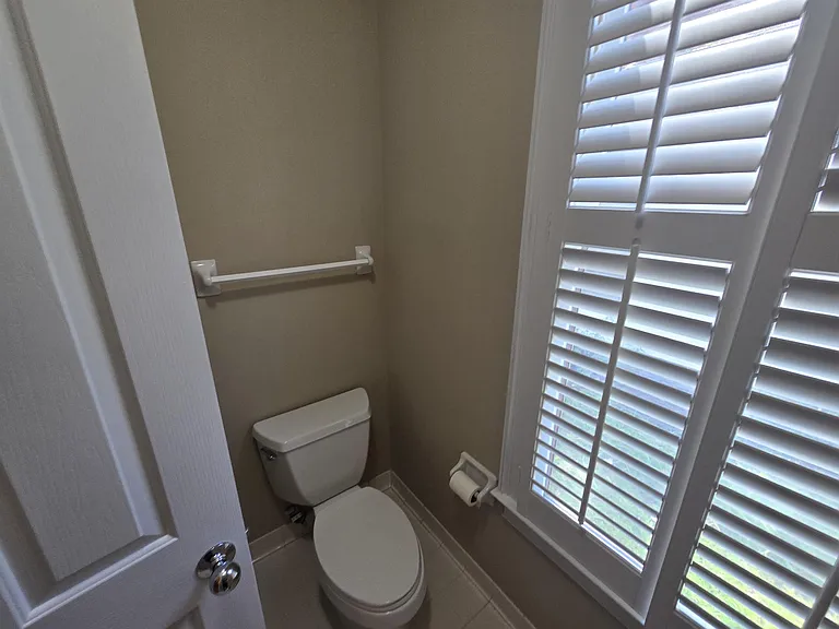 113 Village Ln — Photo 15