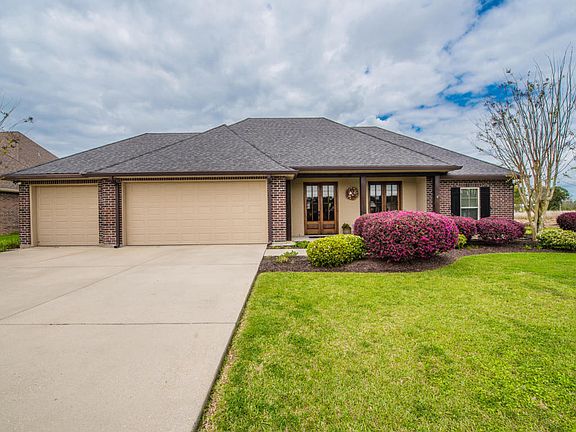 2nd image of 8922 Oak Creek Ln
