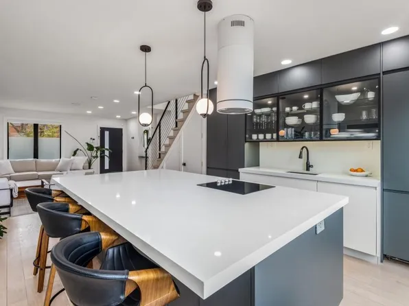1712 Dekalb Ave, Brooklyn, NY 11237