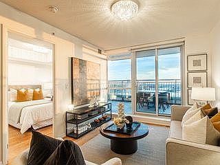 5th image of 830 Lawrence Ave W #708